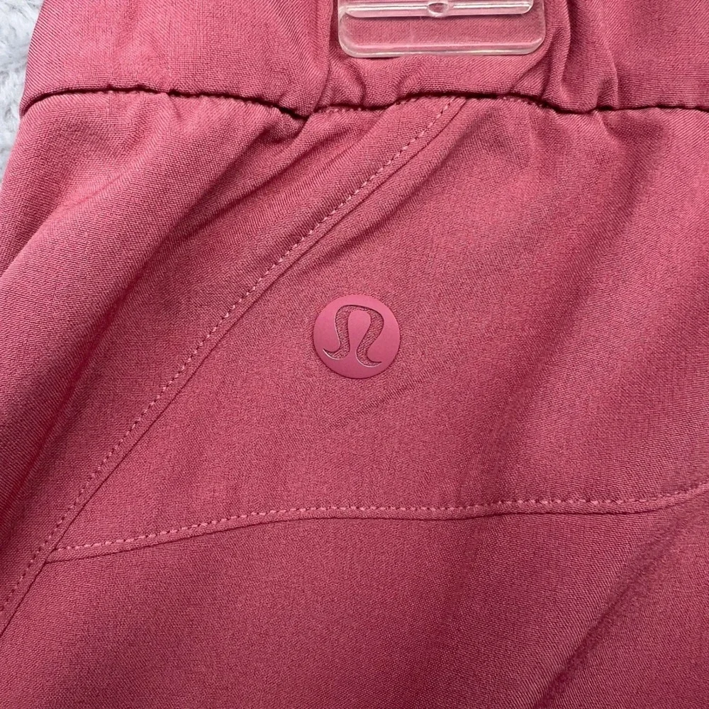Lululemon Stroll at Sundown Shorts Pink Drawstring Athletic Running Womens 8